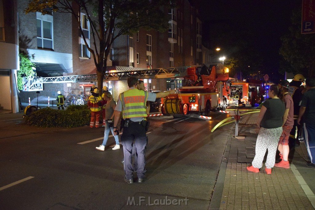 Feuer Koeln Vingst Ostheimerstr P058.JPG - Miklos Laubert